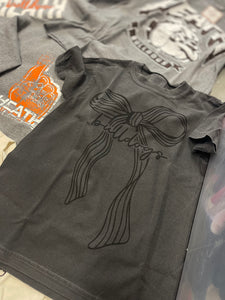 BULLDOGS BOWS TONE ON TONE TEES: RTS
