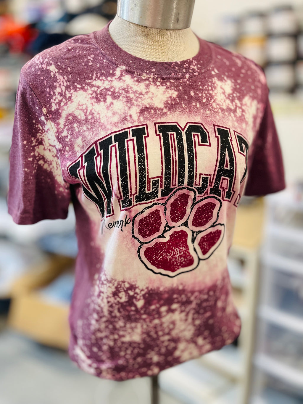 ADULT Small- BLEACHED WILDCATS 90'S TEE- RTS
